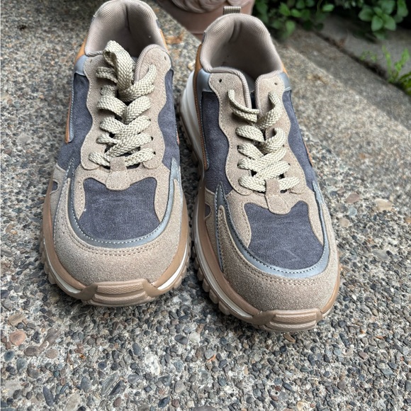 Blowfish women’s size 10 - Picture 3 of 8